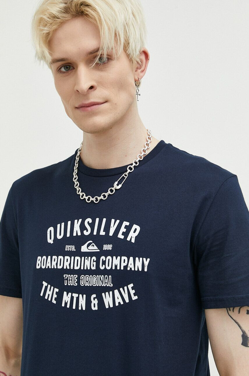 Quiksilver Bavlněné tričko tmavomodrá barva s potiskem - Pepit.cz