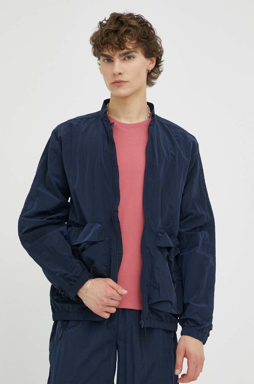 Rains Bunda 18960 Bomber Jacket tmavomodrá barva přechodná - Pepit.cz