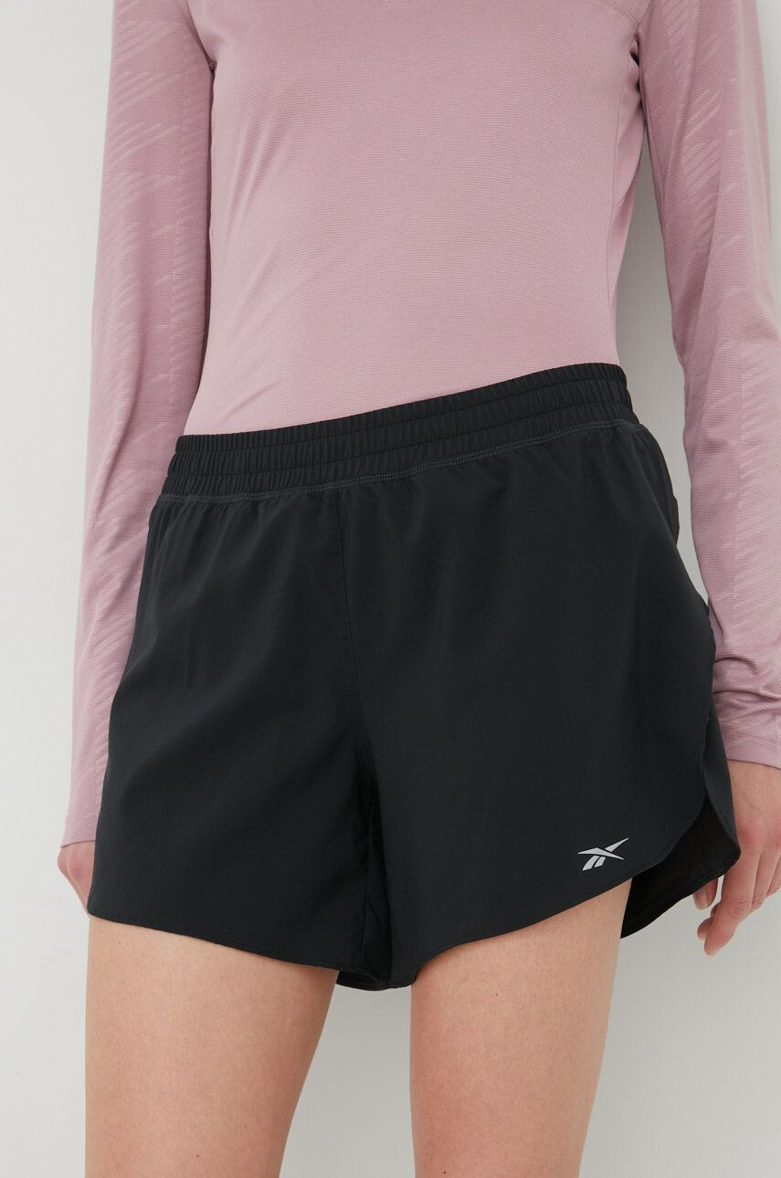 Reebok Běžecké šortky HA1043 černá barva medium waist - Pepit.cz