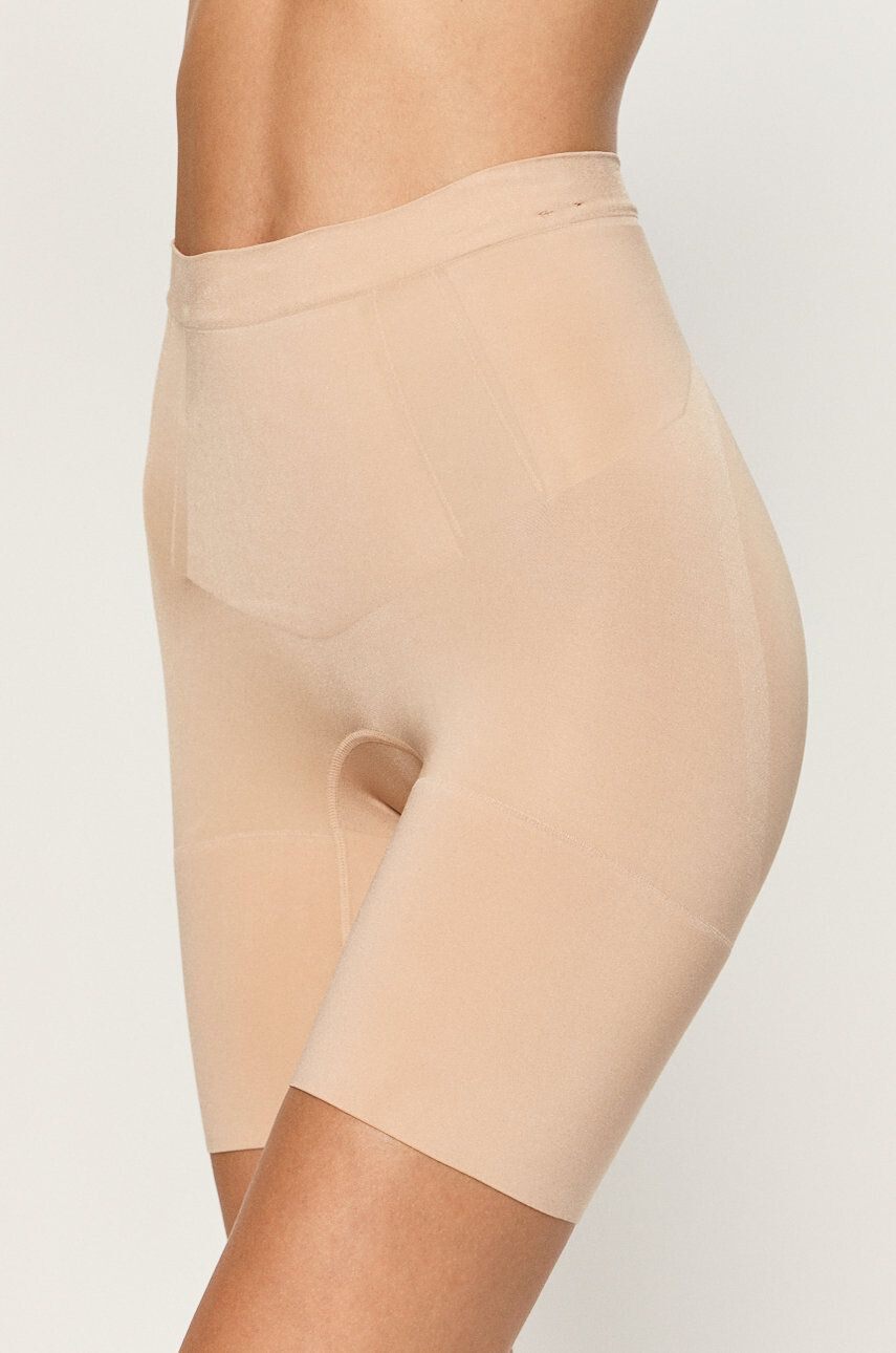 Spanx Modelující šortky Oncore Mid-Thigh - Pepit.cz