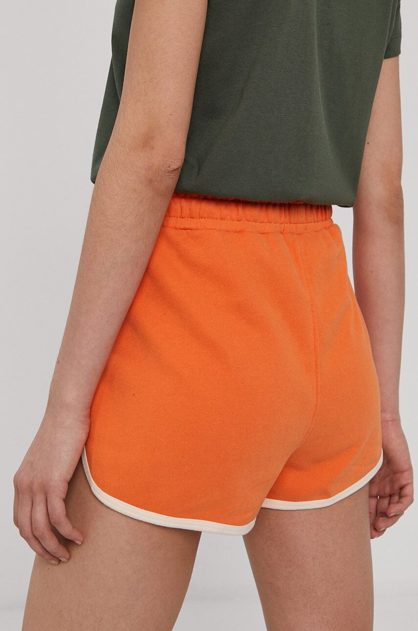 Superdry Kraťasy dámské oranžová barva s potiskem medium waist - Pepit.cz