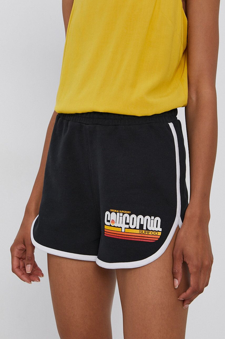 Superdry Kraťasy dámské červená barva hladké high waist - Pepit.cz