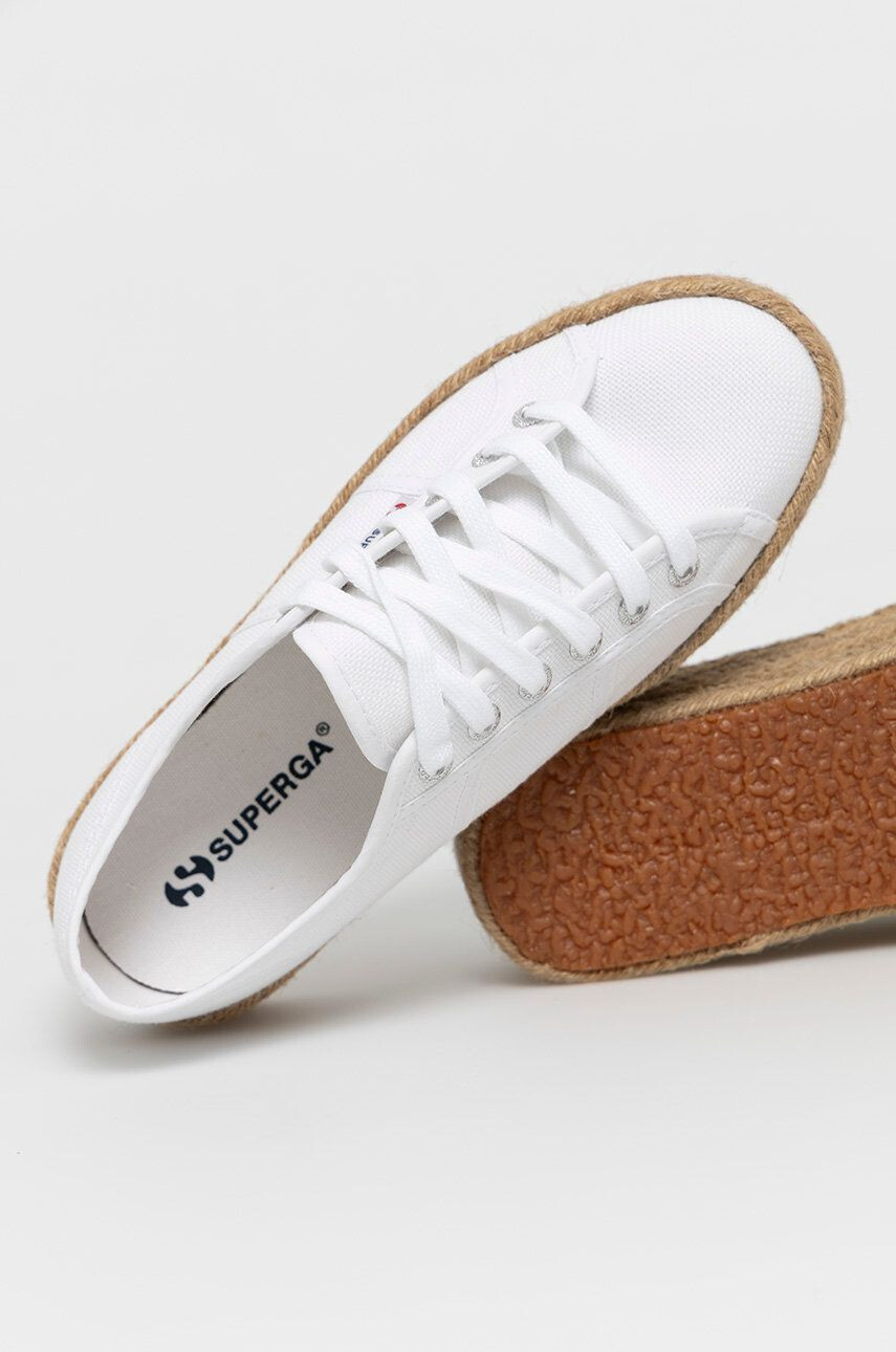 Superga Espadrilky bílá barva na platformě - Pepit.cz