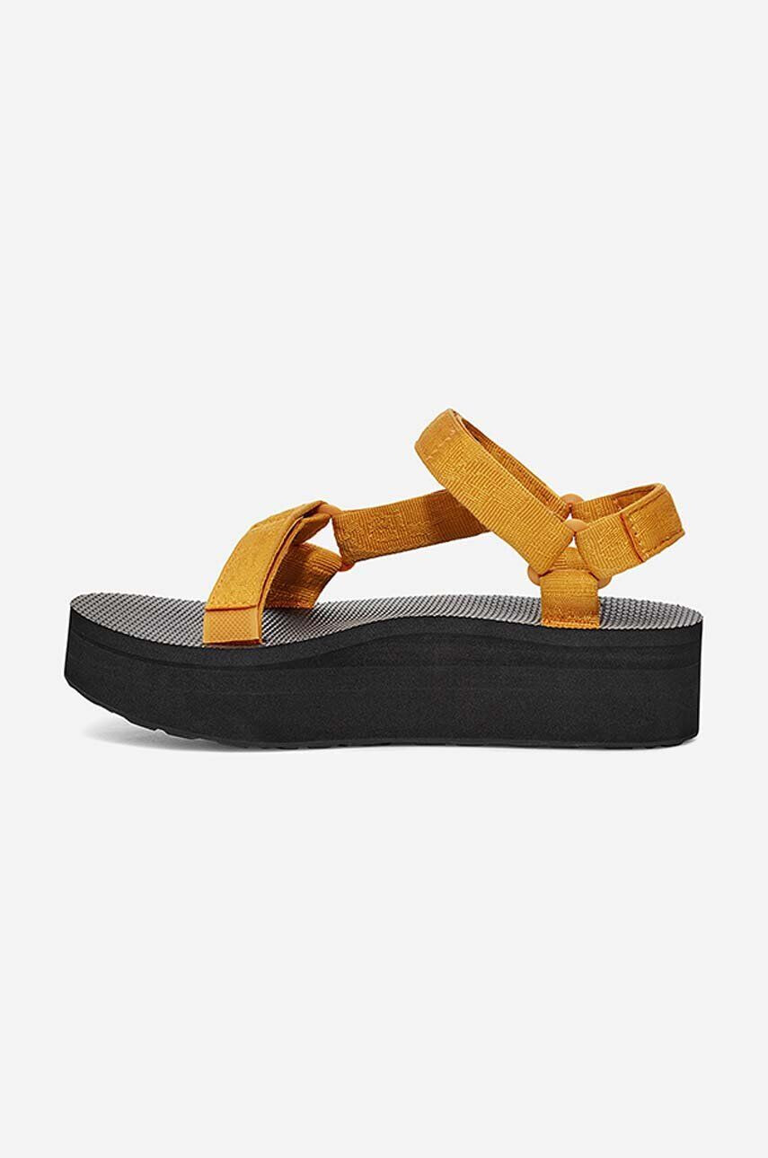 Teva Sandály Flatform Universal Vegan dámské žlutá barva na platformě 1008844.TTSN-TTSN - Pepit.cz