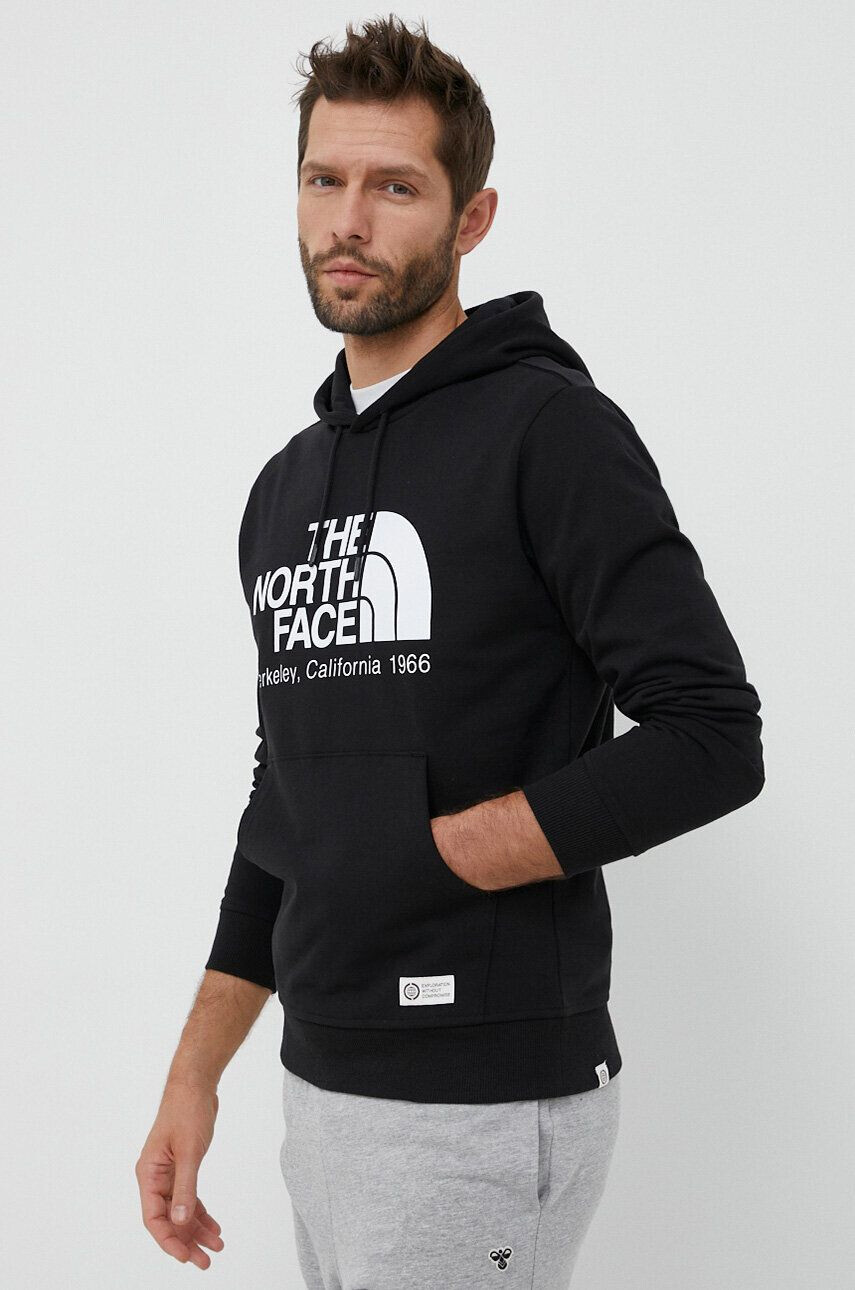 The North Face Bavlněná mikina pánská černá barva s kapucí s potiskem - Pepit.cz