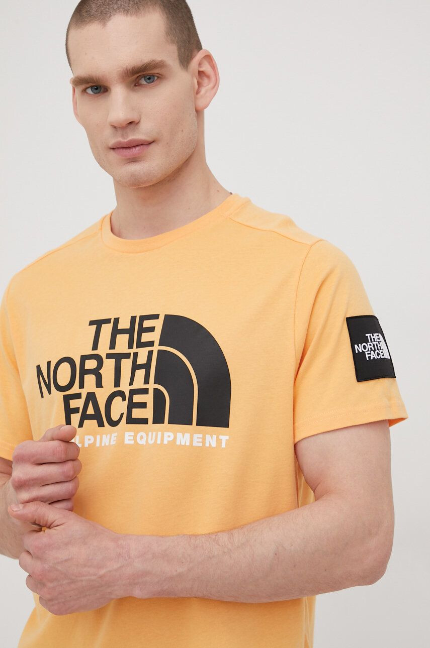 The North Face Bavlněné tričko Black Box oranžová barva s potiskem - Pepit.cz