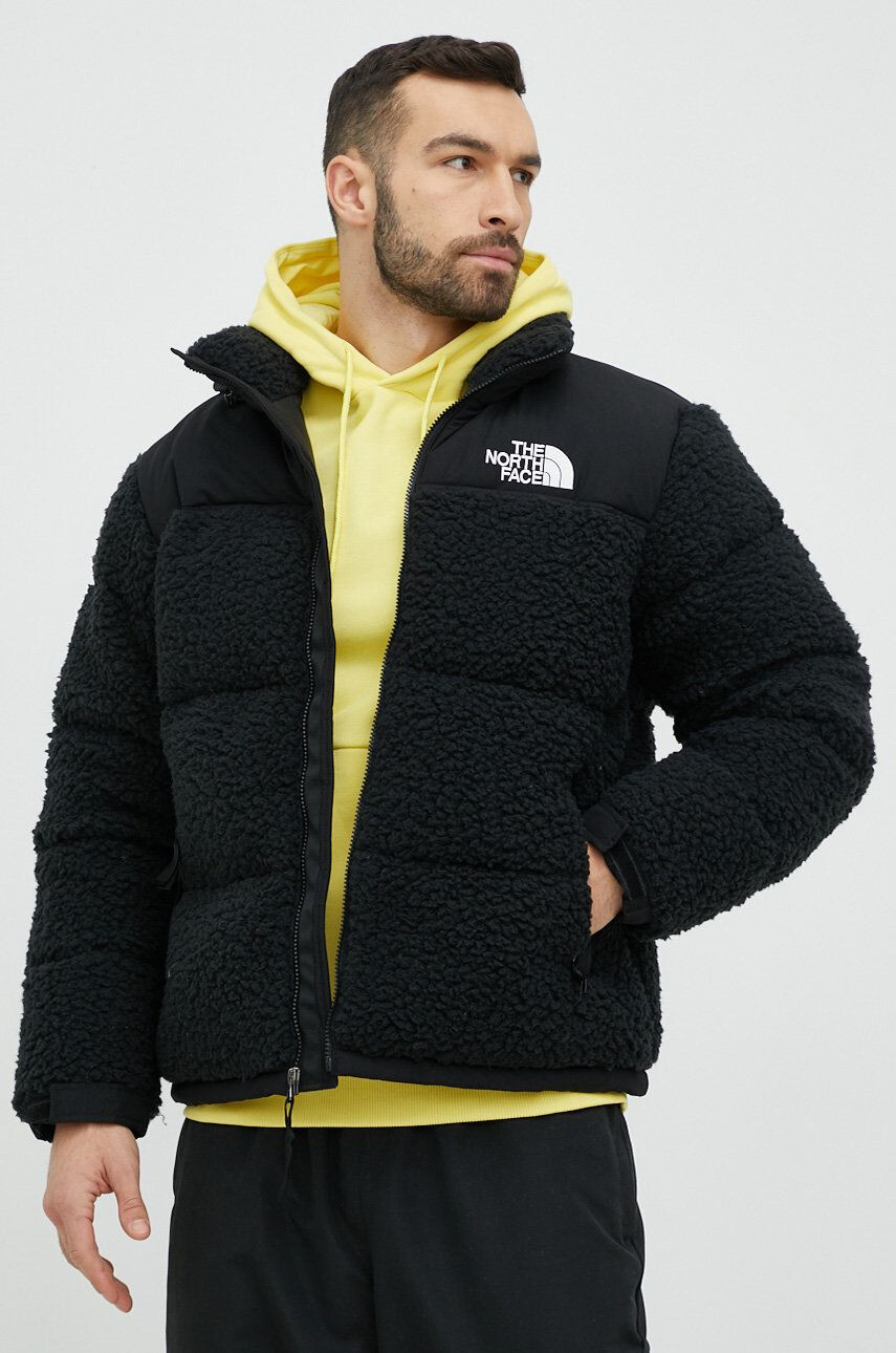 The North Face Bunda MEN S SHERPA NUPTSE JACKET pánská černá barva zimní - Pepit.cz