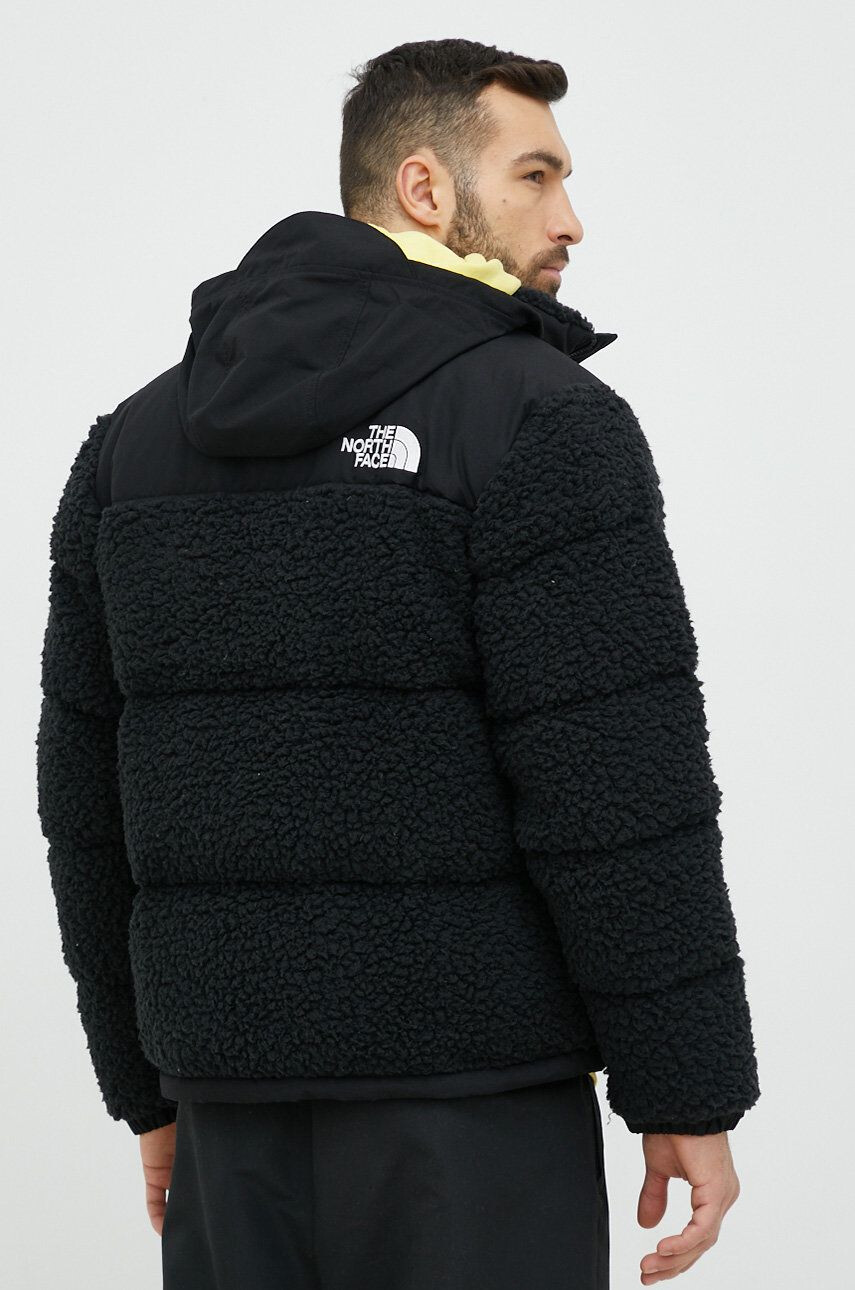 The North Face Bunda MEN S SHERPA NUPTSE JACKET pánská černá barva zimní - Pepit.cz