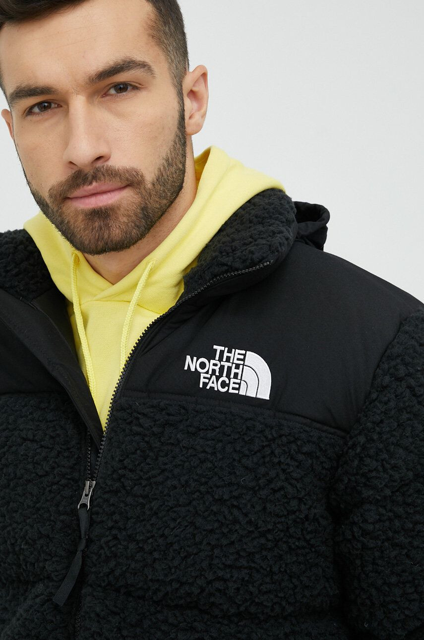 The North Face Bunda MEN S SHERPA NUPTSE JACKET pánská černá barva zimní - Pepit.cz