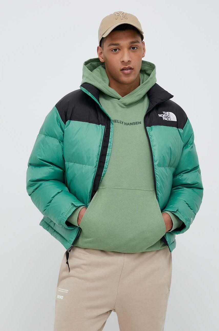 The North Face Péřová bunda 1996 RETRO NUPTSE JACKET pánská zelená barva zimní - Pepit.cz