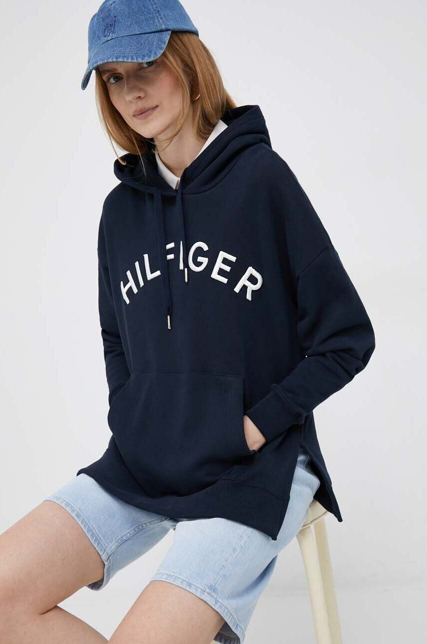 Tommy Hilfiger Bavlněná mikina dámská tmavomodrá barva s kapucí s aplikací - Pepit.cz