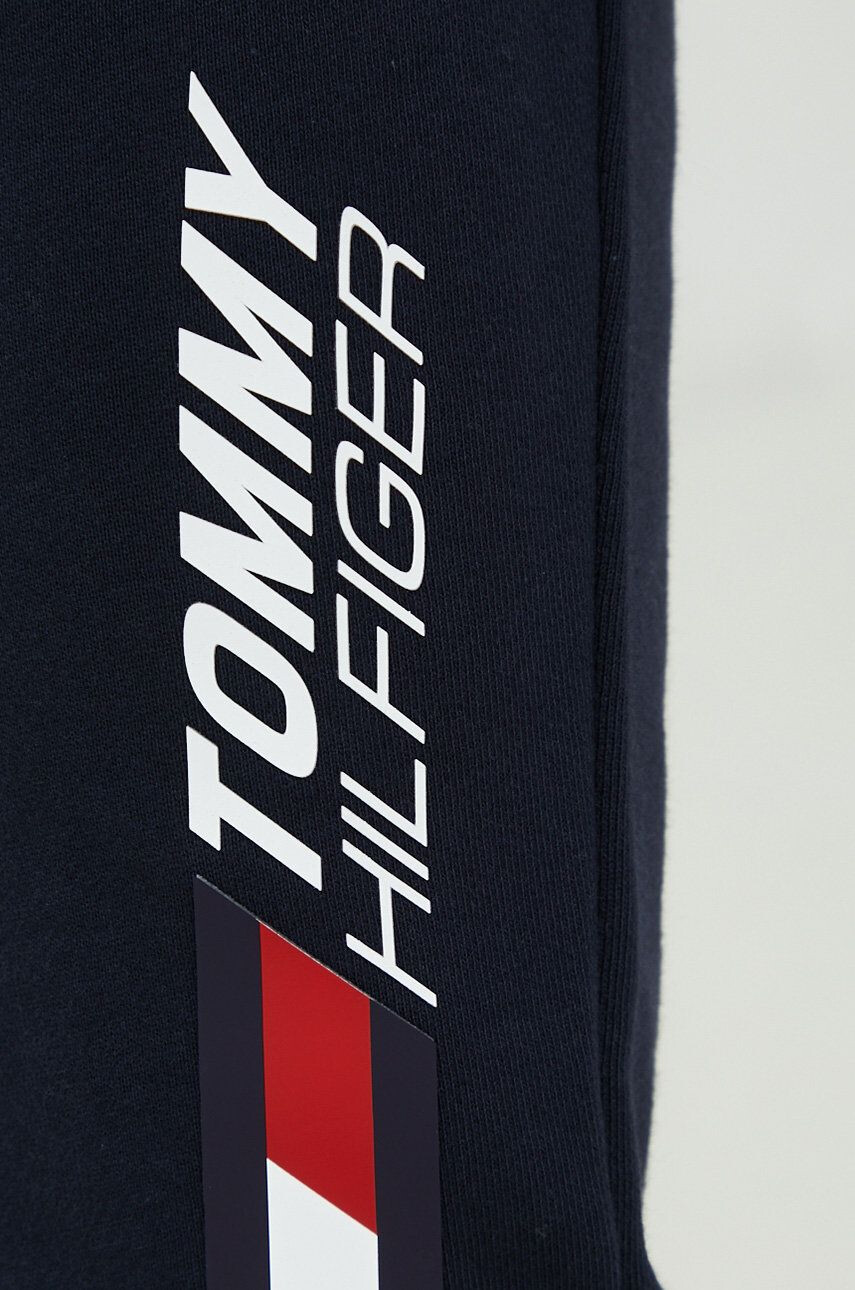 Tommy Hilfiger Bavlněné tepláky tmavomodrá barva - Pepit.cz