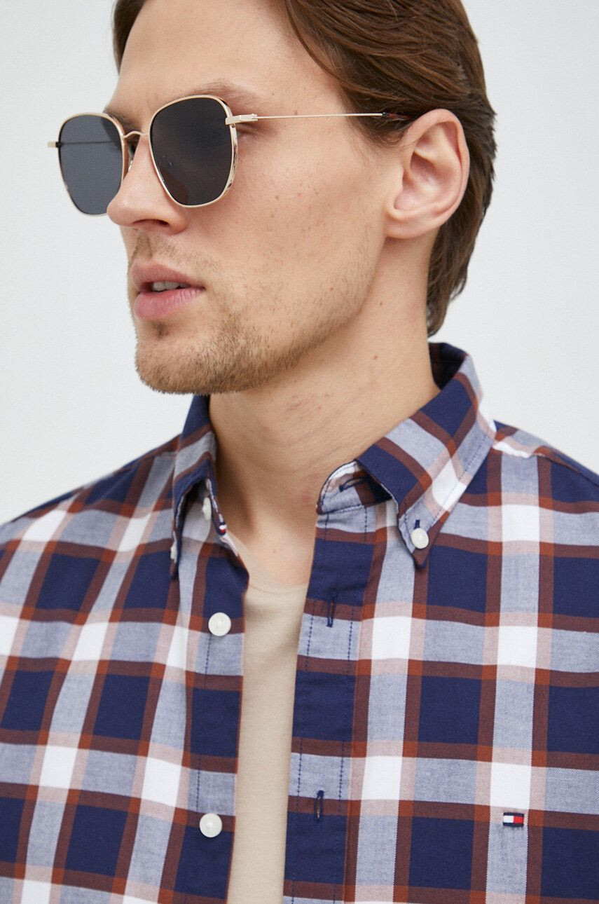 Tommy Hilfiger Bavlněné tričko tmavomodrá barva slim s límečkem button-down - Pepit.cz