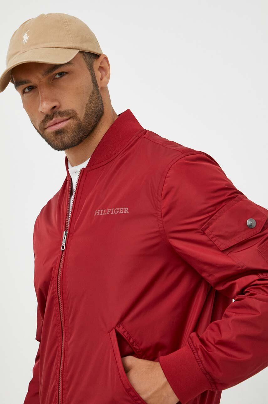 Tommy Hilfiger Bomber bunda červená barva přechodná - Pepit.cz