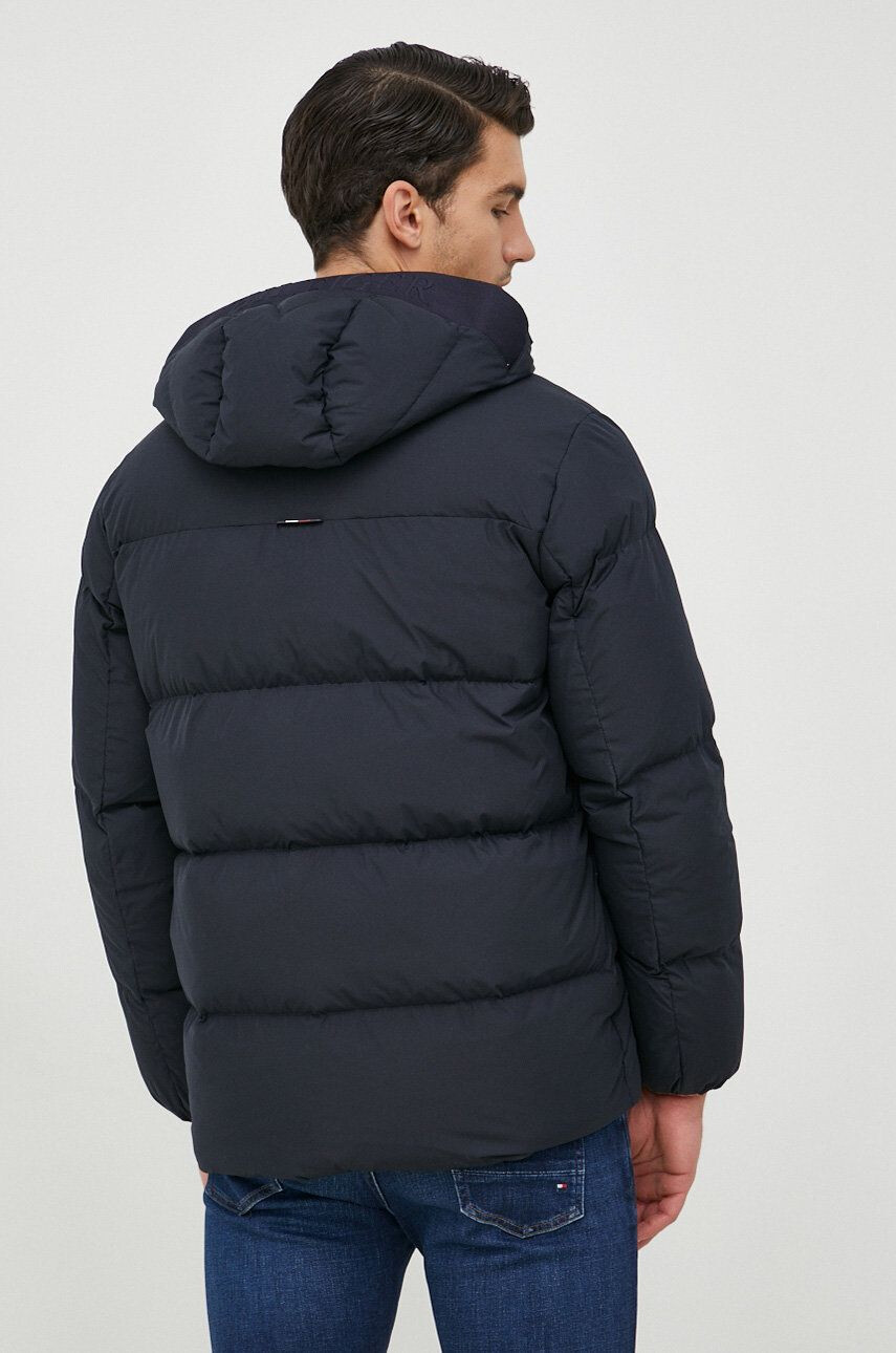 Tommy Hilfiger Bunda pánská tmavomodrá barva zimní oversize - Pepit.cz