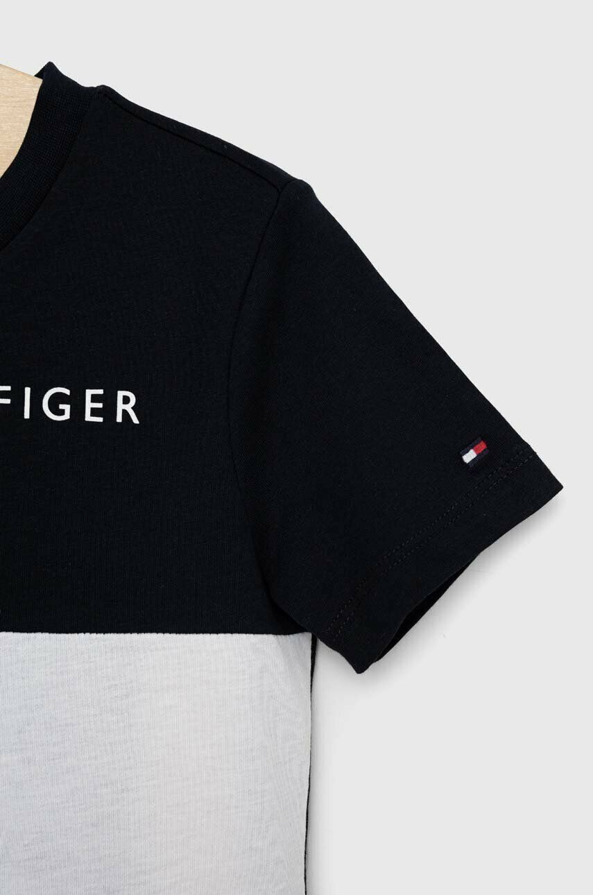 Tommy Hilfiger Dětská bavlněná souprava červená barva - Pepit.cz