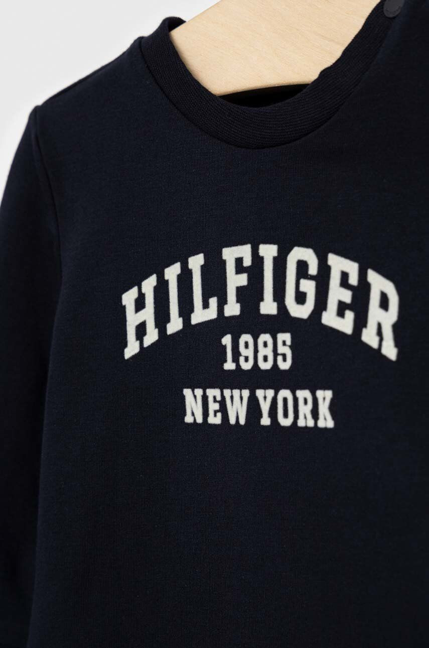 Tommy Hilfiger Kojenecké tričko s dlouhým rukávem tmavomodrá barva s aplikací - Pepit.cz