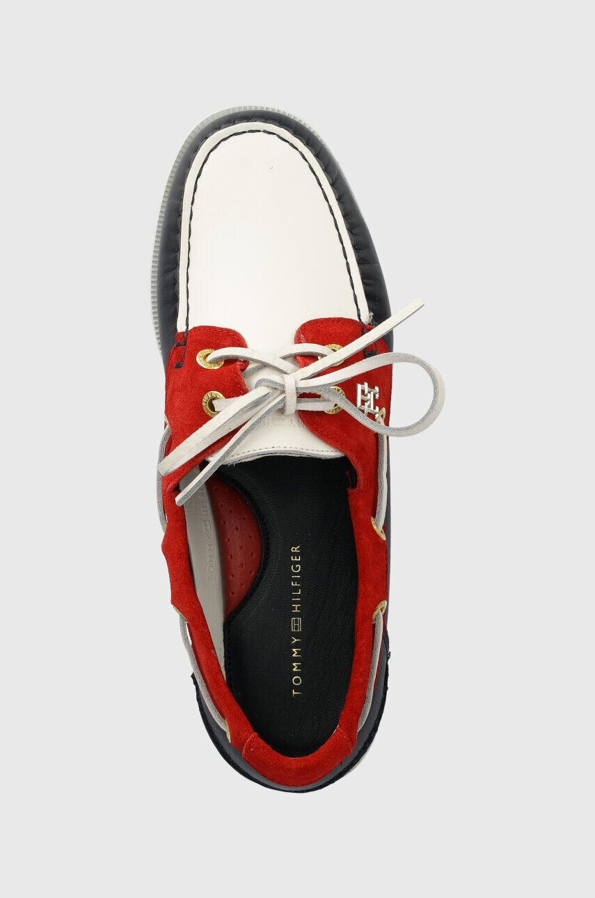 Tommy Hilfiger Kožené mokasíny TH BOAT SHOE RWB dámské červená barva na plochém podpatku FW0FW07169 - Pepit.cz