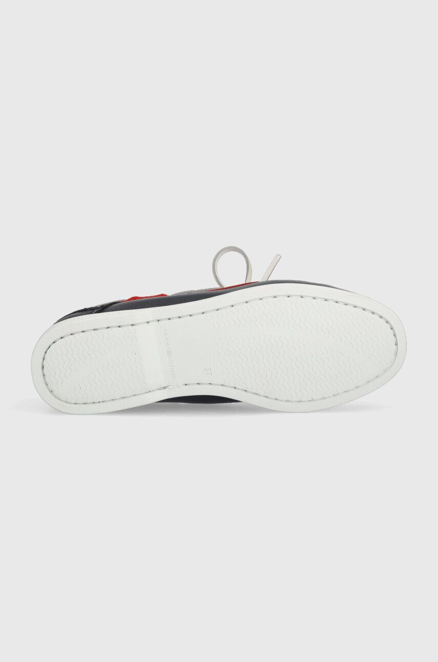 Tommy Hilfiger Kožené mokasíny TH BOAT SHOE RWB dámské červená barva na plochém podpatku FW0FW07169 - Pepit.cz