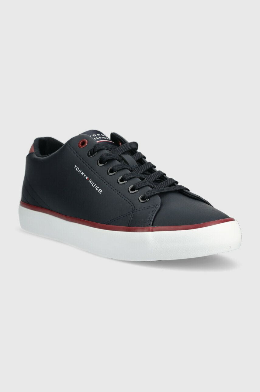 Tommy Hilfiger Kožené tenisky TH HI VULC CORE LOW LEATHER tmavomodrá barva FM0FM04731 - Pepit.cz