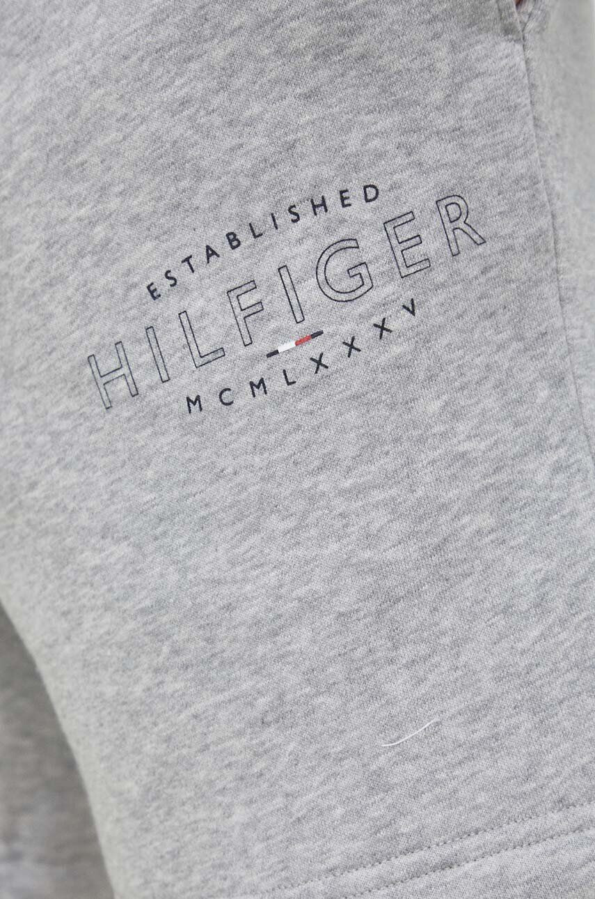 Tommy Hilfiger Kraťasy pánské šedá barva - Pepit.cz