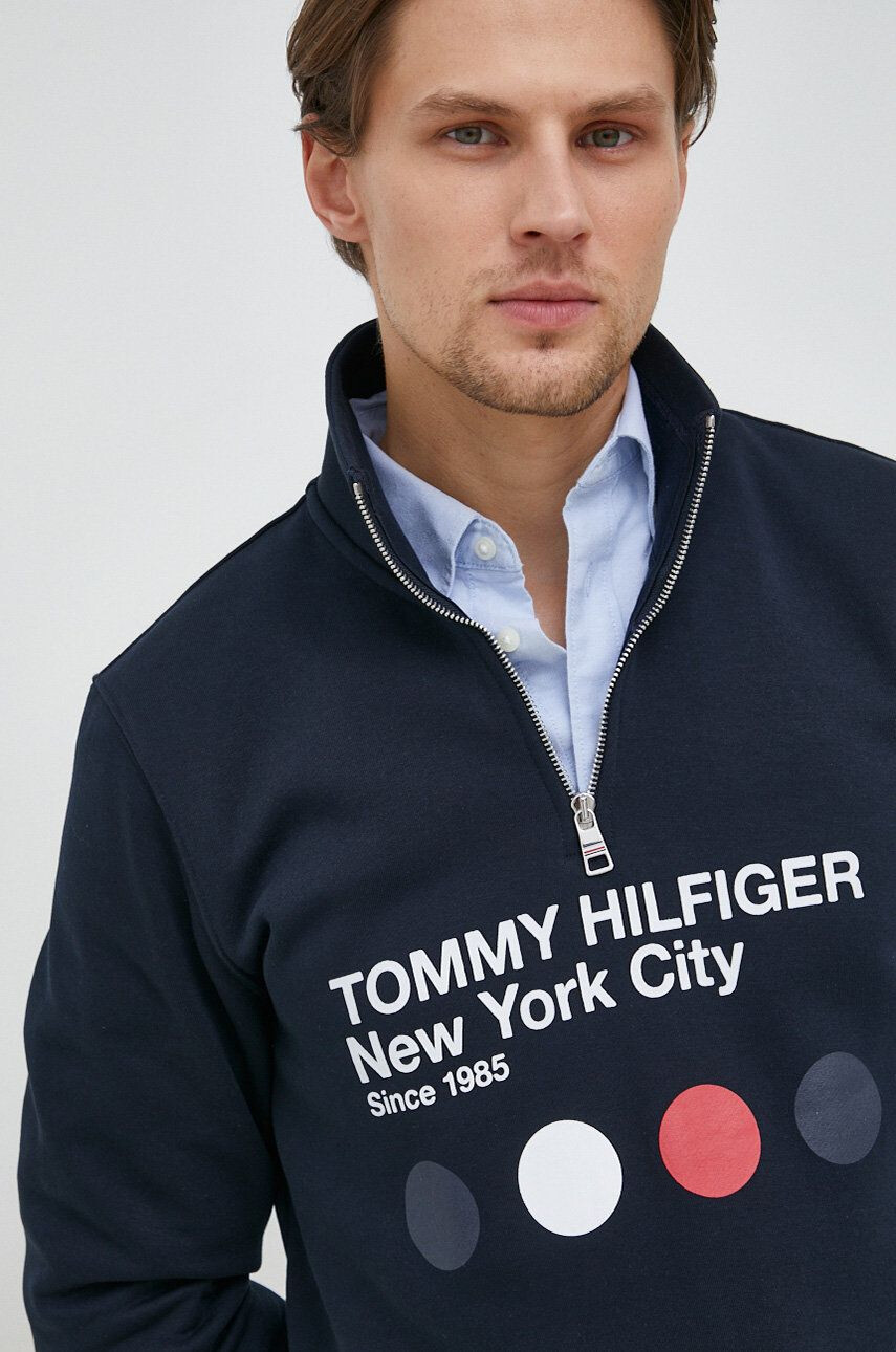 Tommy Hilfiger Mikina dámská červená barva s potiskem - Pepit.cz