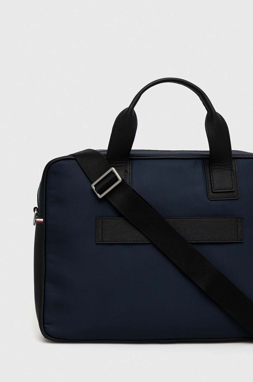 Tommy Hilfiger Obal na notebook tmavomodrá barva - Pepit.cz