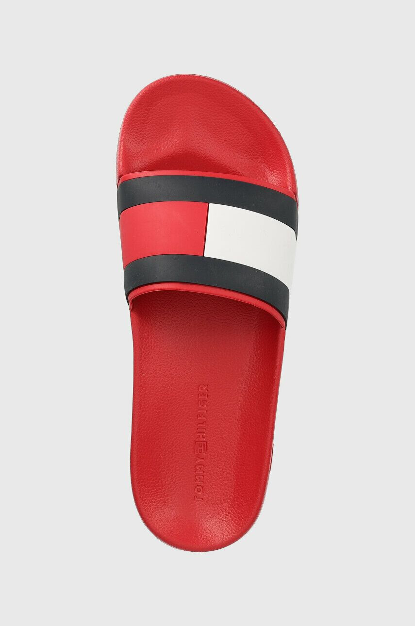 Tommy Hilfiger Pantofle RUBBER TH FLAG POOL SLIDE pánské červená barva FM0FM04263 - Pepit.cz