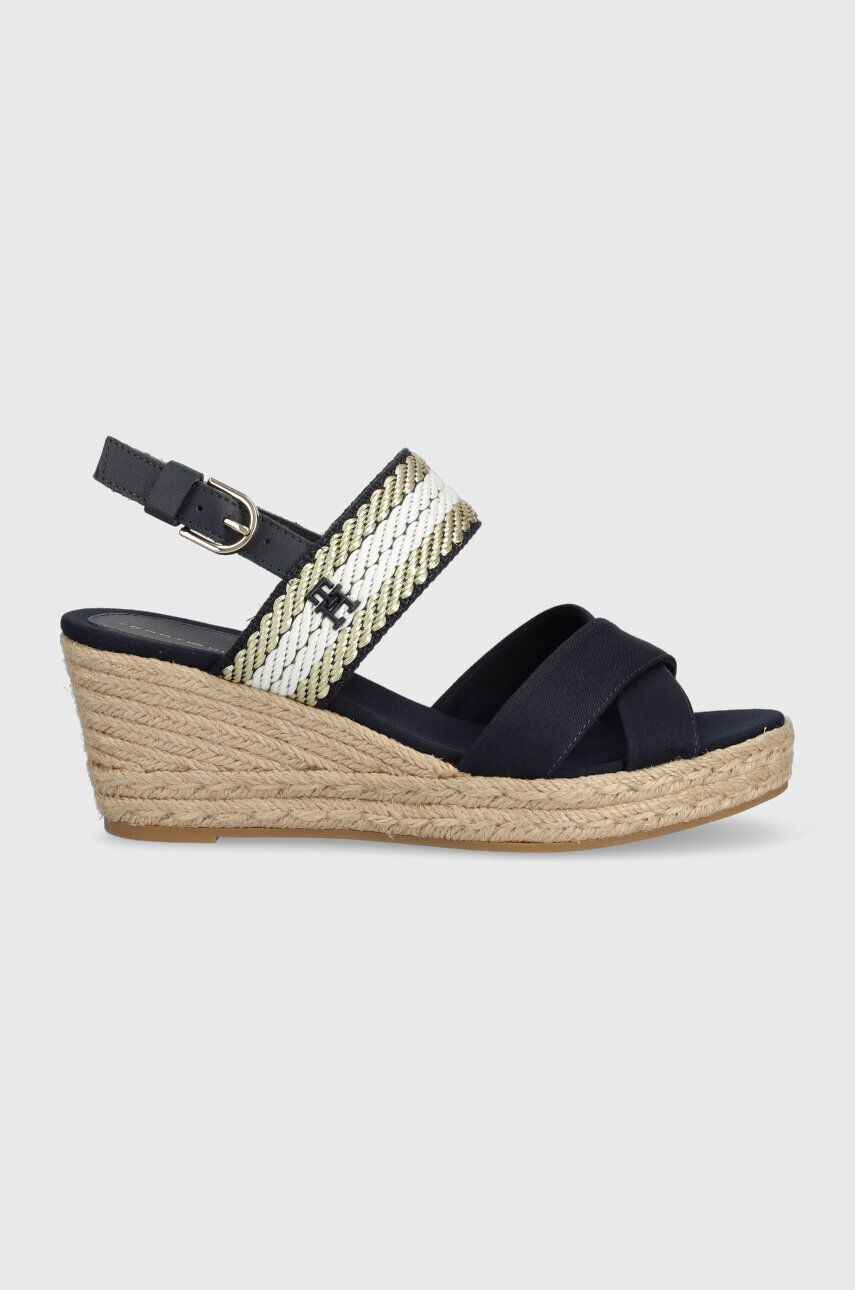 Tommy Hilfiger Sandály GOLDEN WEBBING MID WEDGE dámské tmavomodrá barva na klínku FW0FW07090 - Pepit.cz