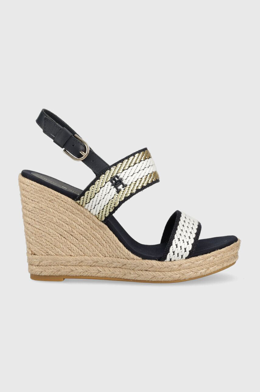 Tommy Hilfiger Sandály GOLDEN WEBBING WEDGE dámské tmavomodrá barva na klínku FW0FW07089 - Pepit.cz