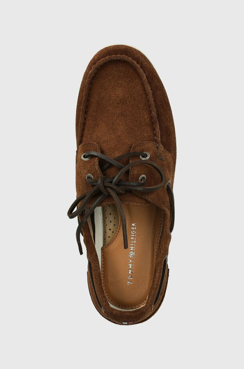 Tommy Hilfiger Semišové mokasíny TH BOAT SHOE CORE SUEDE pánské hnědá barva FM0FM04505 - Pepit.cz