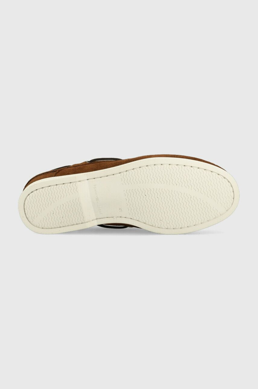 Tommy Hilfiger Semišové mokasíny TH BOAT SHOE CORE SUEDE pánské hnědá barva FM0FM04505 - Pepit.cz