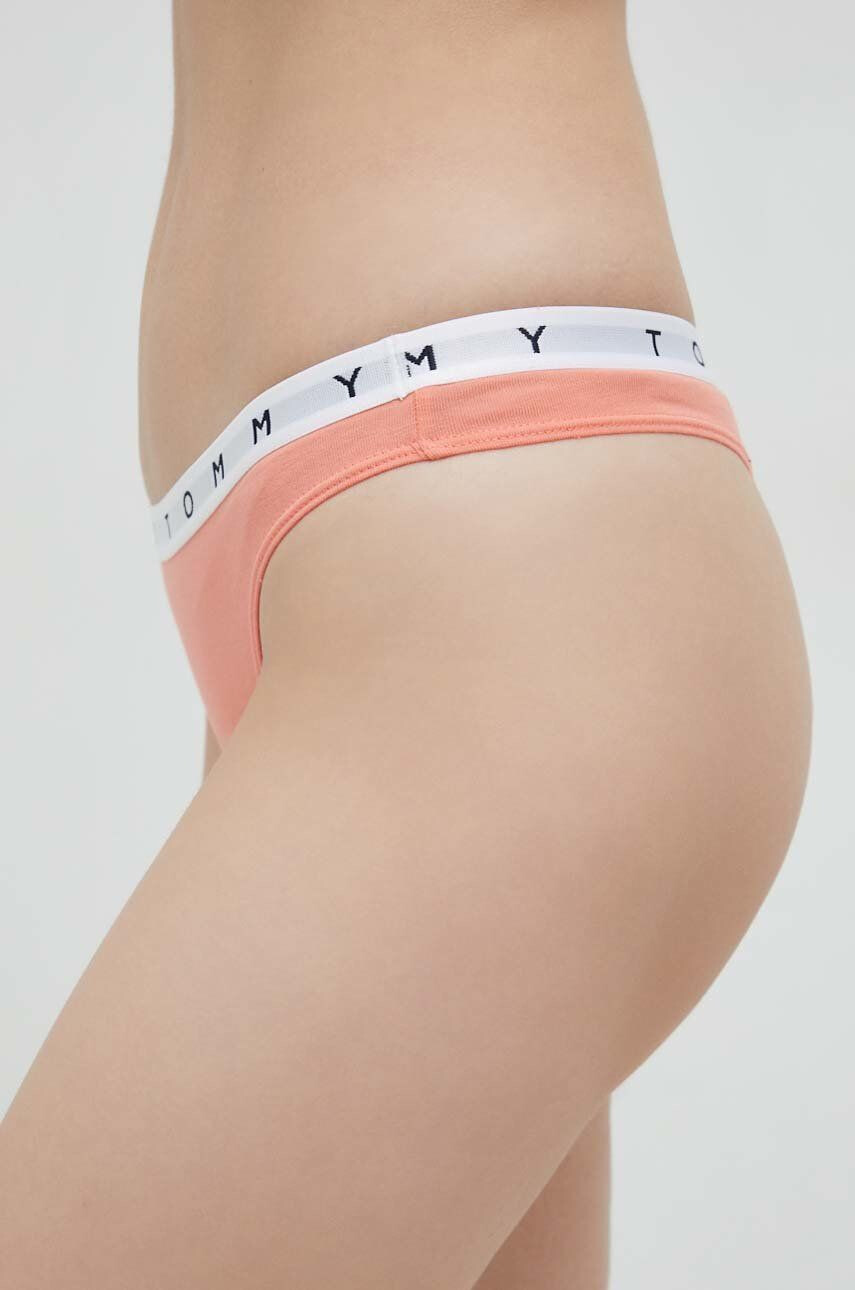 Tommy Hilfiger Tanga (3-pak) oranžová barva - Pepit.cz