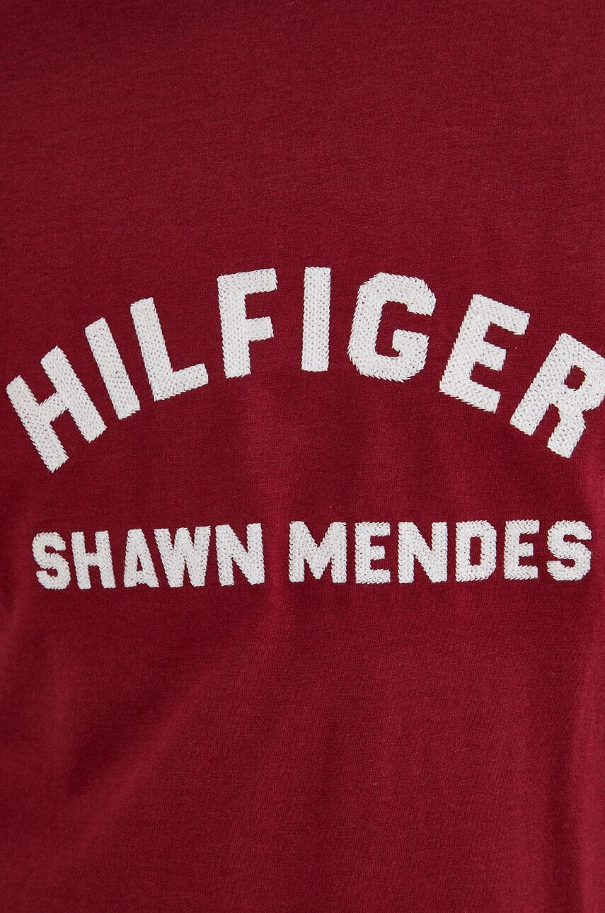 Tommy Hilfiger Tričko x Shawn Mendes vínová barva s potiskem - Pepit.cz