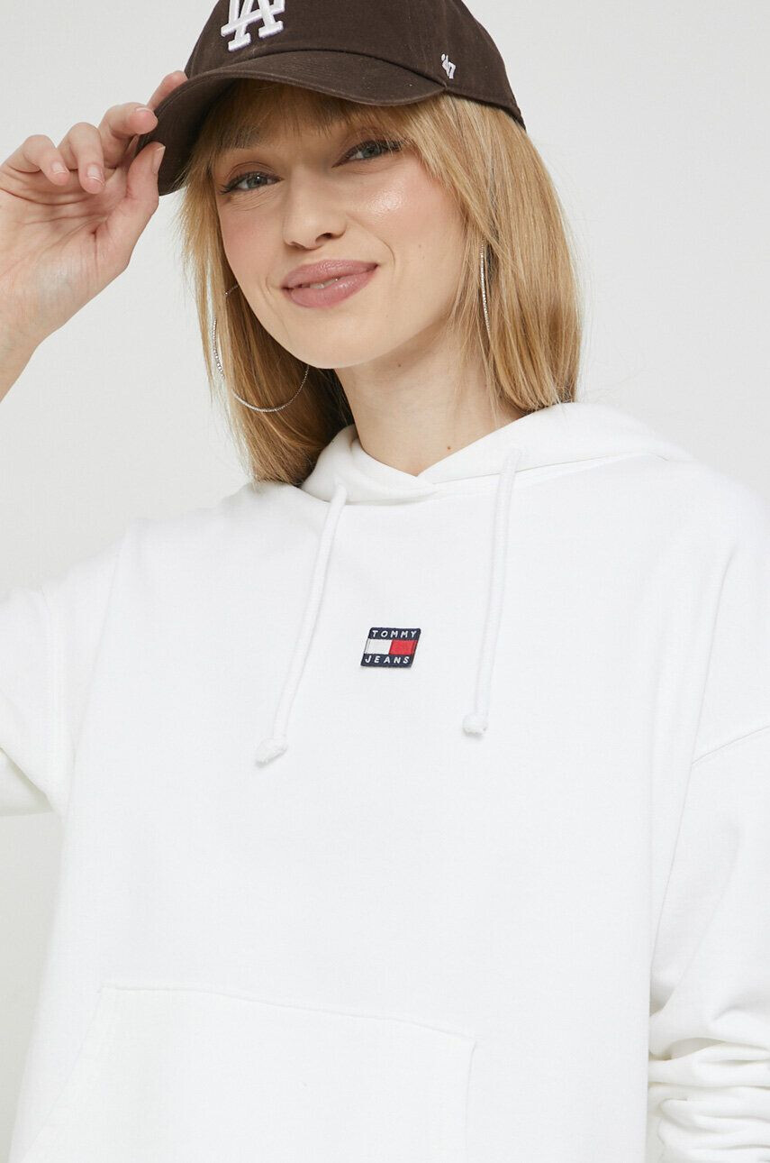 Tommy Jeans Bavlněná mikina dámská bílá barva s kapucí s aplikací - Pepit.cz