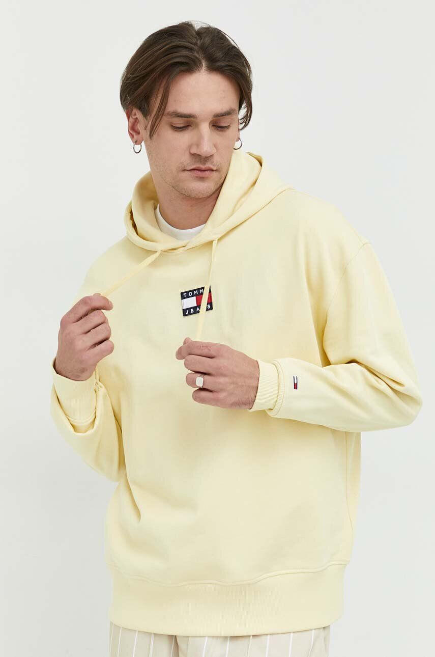 Tommy Jeans Bavlněná mikina pánská žlutá barva s kapucí s aplikací - Pepit.cz