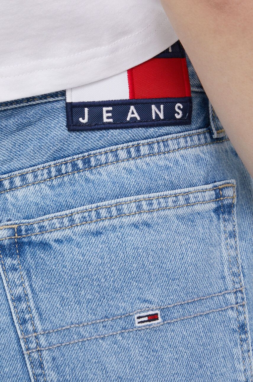 Tommy Jeans Bavlněné riflové kraťasy Bf0012 dámské hladké high waist - Pepit.cz