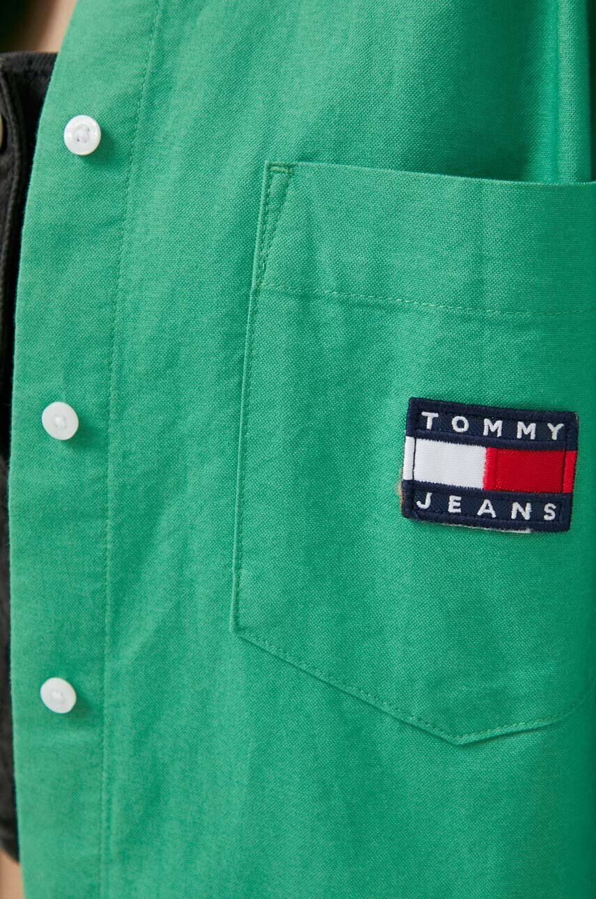 Tommy Jeans Bavlněné tričko zelená barva relaxed s klasickým límcem - Pepit.cz