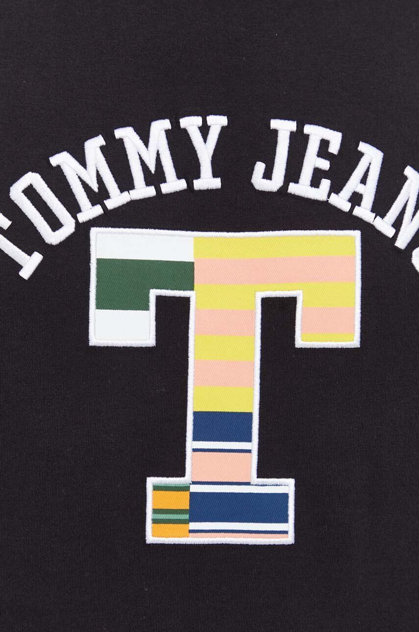 Tommy Jeans Bavlněné tričko černá barva s aplikací - Pepit.cz