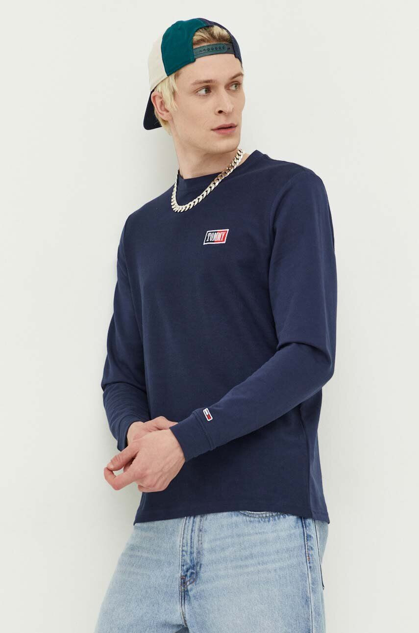 Tommy Jeans Bavlněné tričko s dlouhým rukávem tmavomodrá barva s aplikací - Pepit.cz