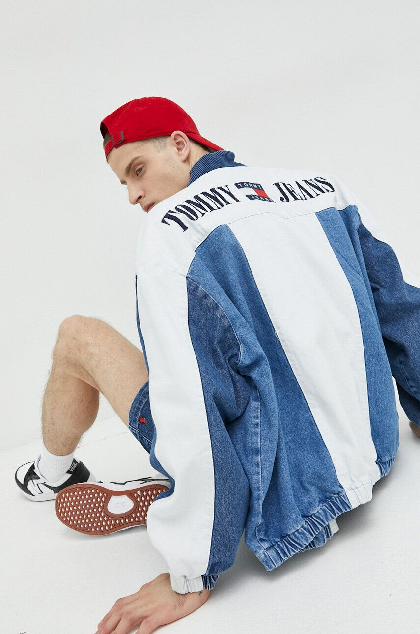 Tommy Jeans Bomber bunda zelená barva přechodná oversize - Pepit.cz