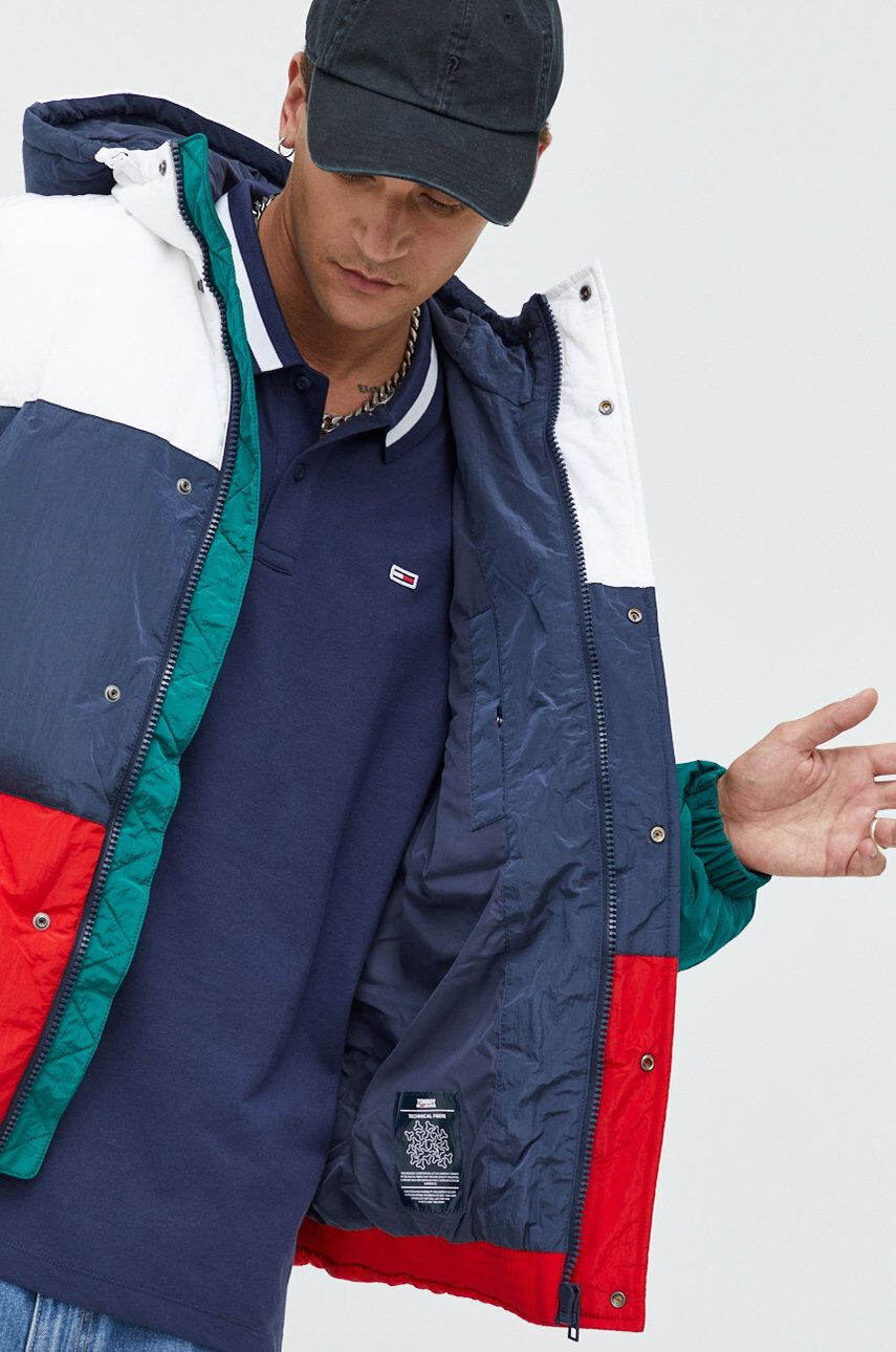 Tommy Jeans Bunda pánská bílá barva zimní oversize - Pepit.cz