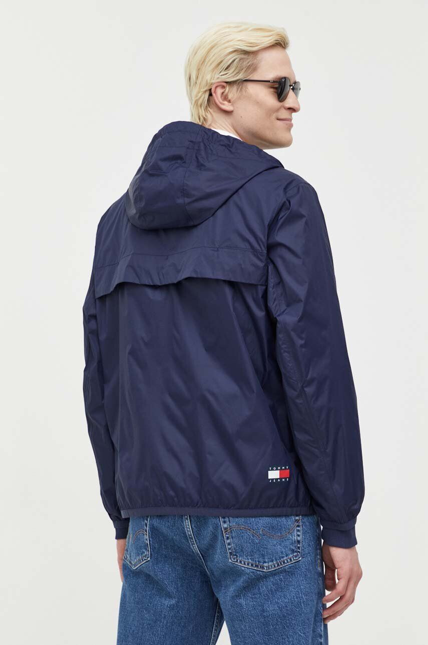 Tommy Jeans Bunda pánská tmavomodrá barva přechodná - Pepit.cz