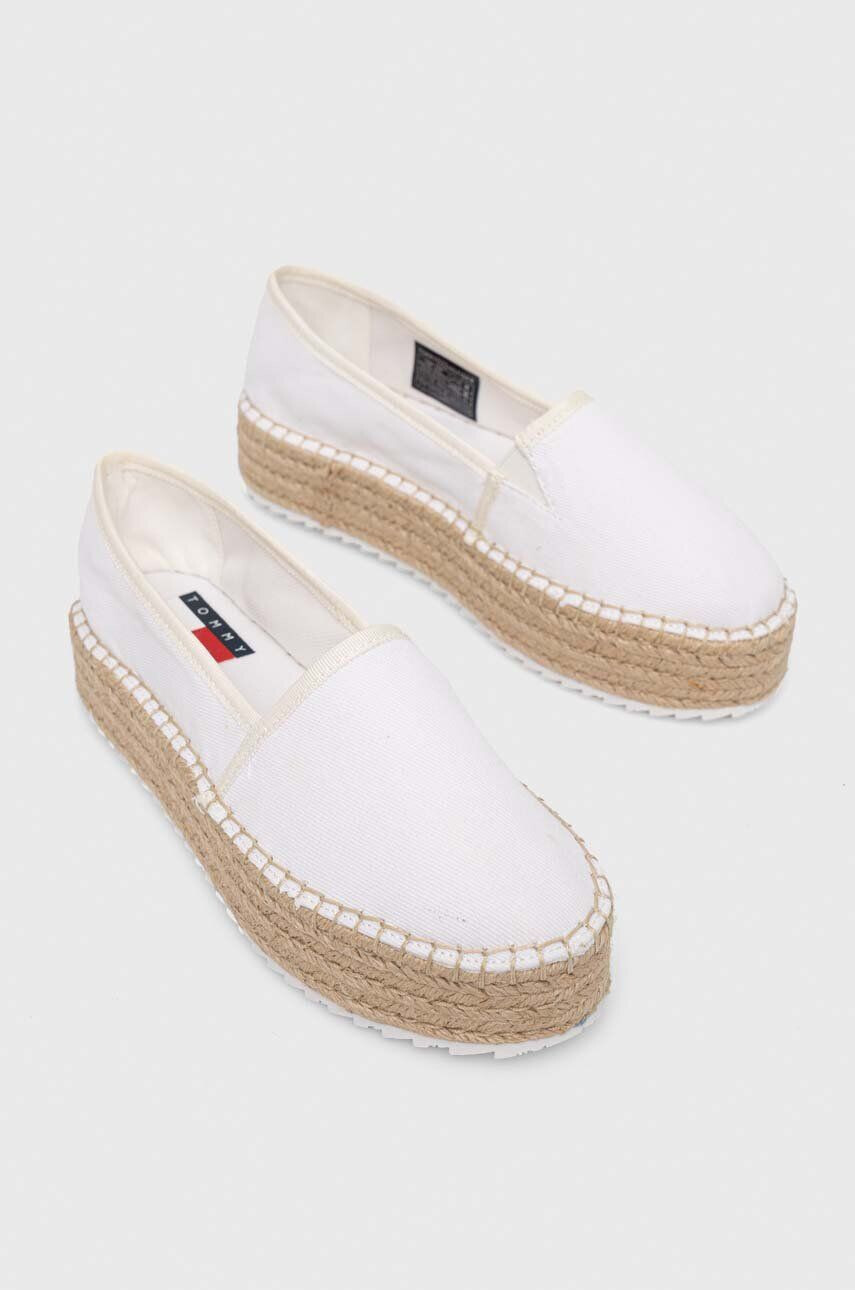 Tommy Jeans Espadrilky FLATFORM ESPADRILLE bílá barva na platformě EN0EN02078 - Pepit.cz