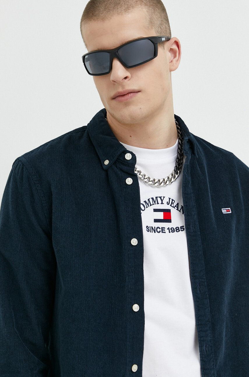 Tommy Jeans Manšestrová košile béžová barva relaxed s klasickým límcem - Pepit.cz