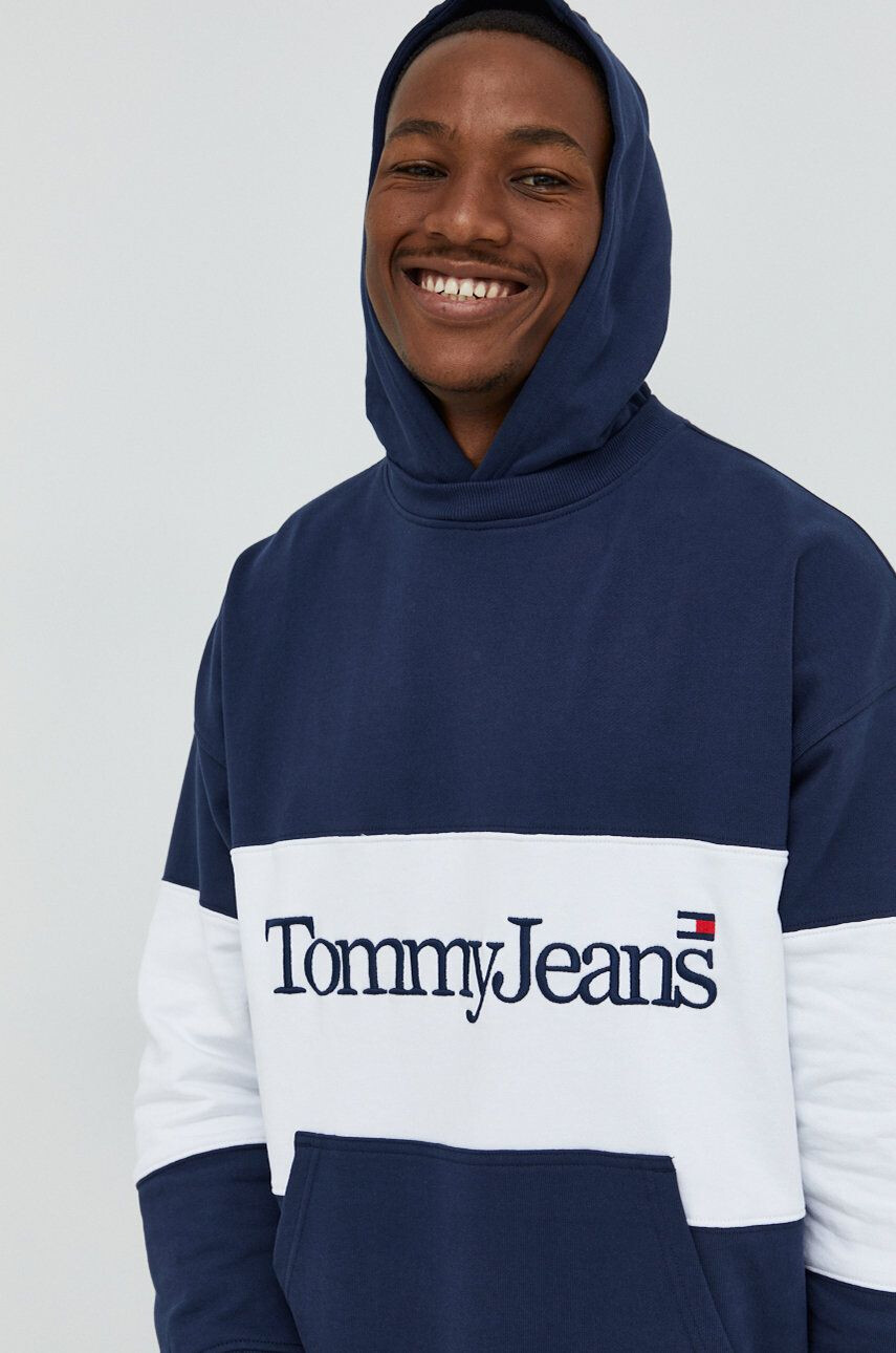 Tommy Jeans Mikina pánská tmavomodrá barva vzorovaná - Pepit.cz