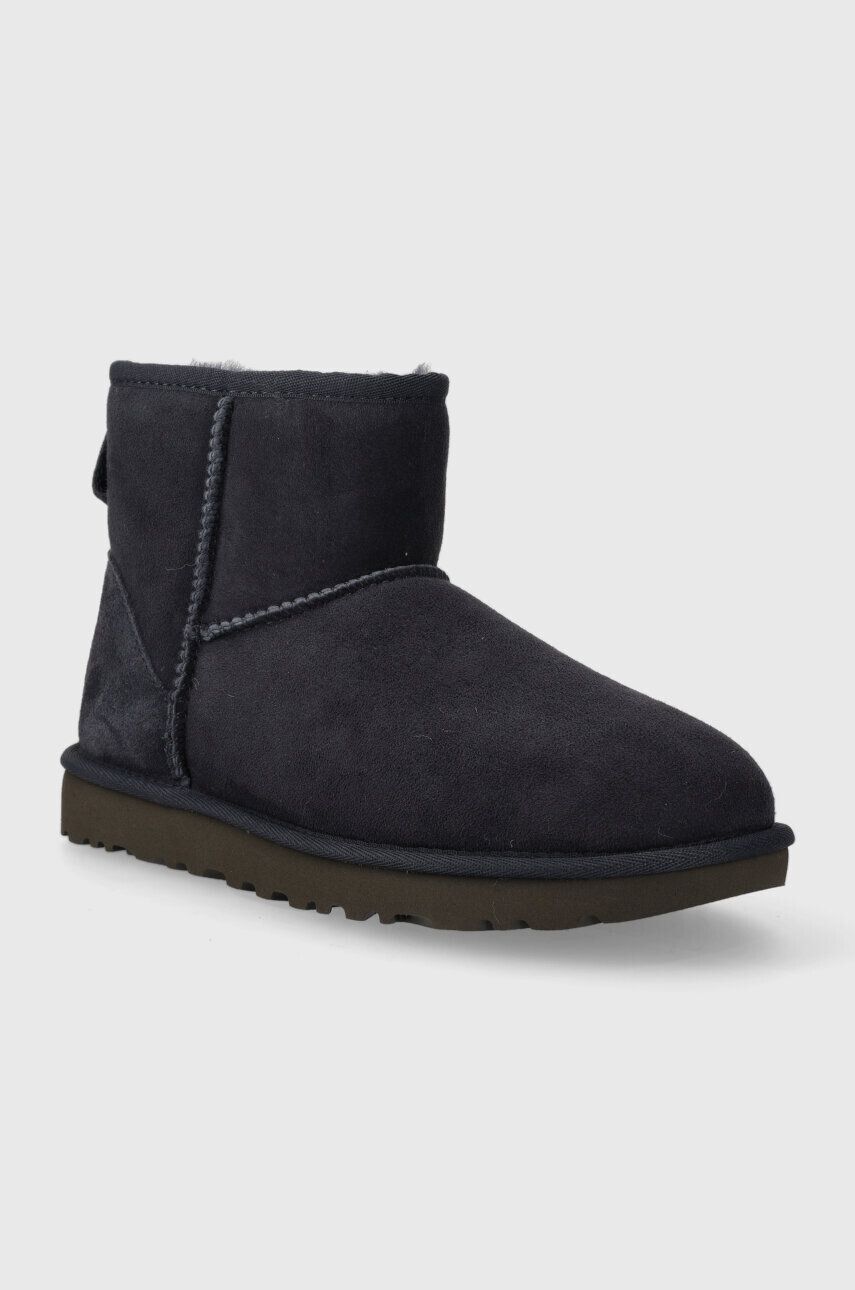 Ugg Semišové sněhule Classic Mini II tmavomodrá barva 1016222 - Pepit.cz