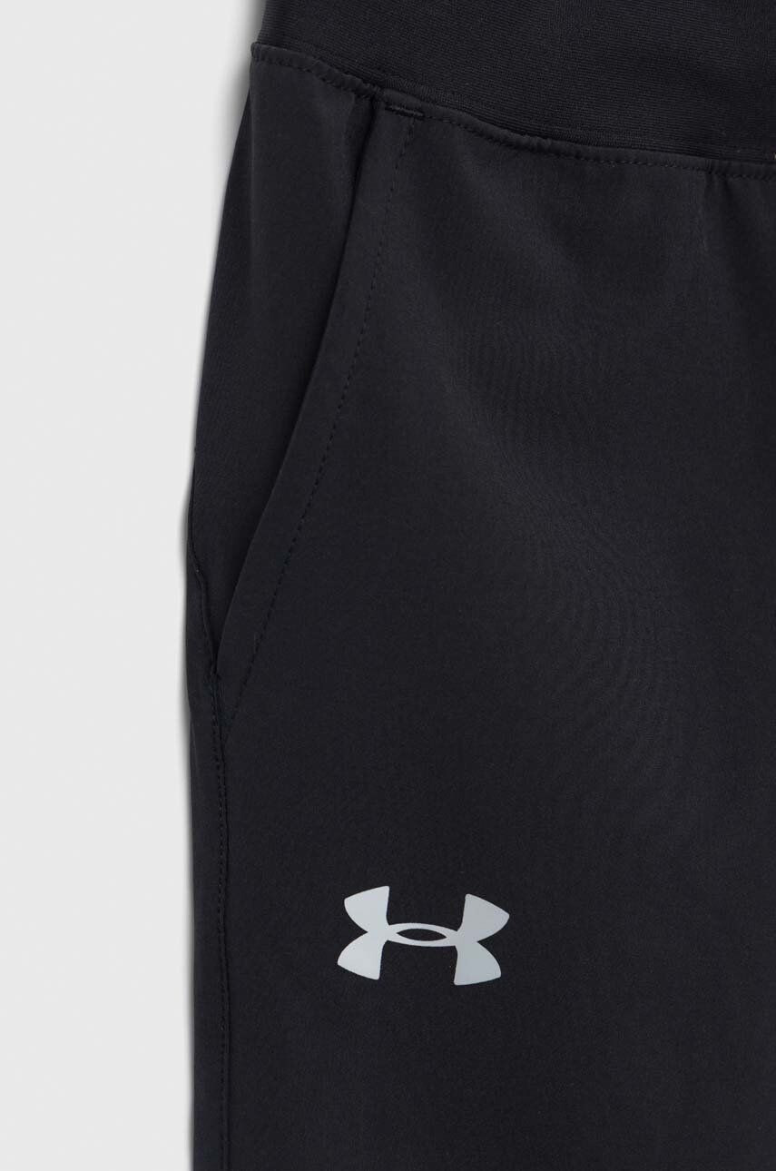 Under Armour Dětské tepláky černá barva hladké - Pepit.cz