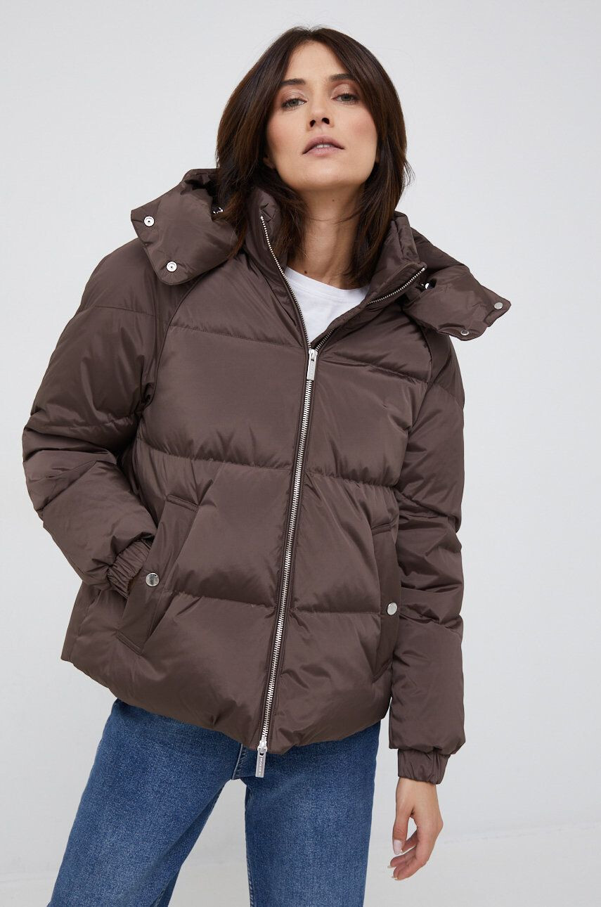 Woolrich Péřová bunda Alsea dámská černá barva zimní - Pepit.cz