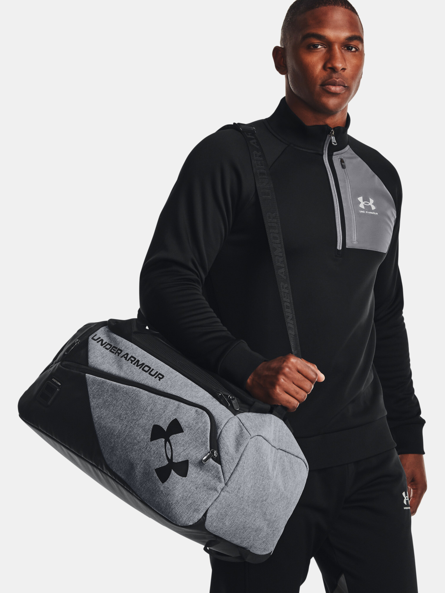 Under Armour Contain Duo SM Duffle Taška Šedá - Pepit.cz